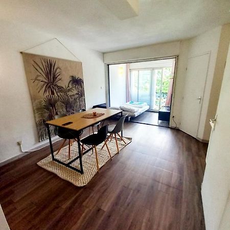 Vacances Avec Piscine Et Entree Autonome Dans Jolie Appartement Jusqu'A 4 Personnes Сериньян Екстер'єр фото